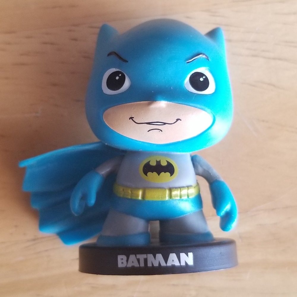 DC Comics Batman small collectible figure